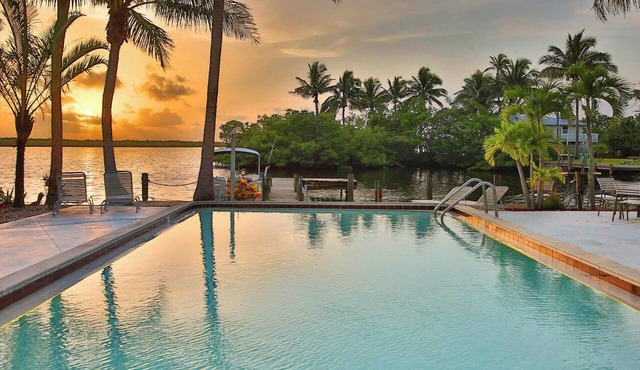 Waterfront Matlacha Condo w/Patio & Pool Access