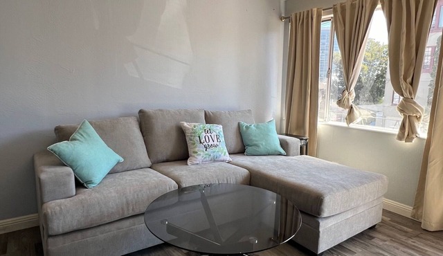 Welcoming Lake Merritt Parks & Gardens vibrant & cosy 1 bed/1Bath