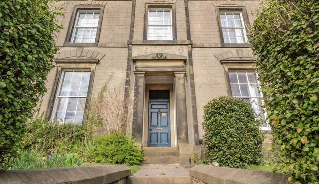 WINDYRIDGE, pet friendly, character holiday cottage in Settle in Settle