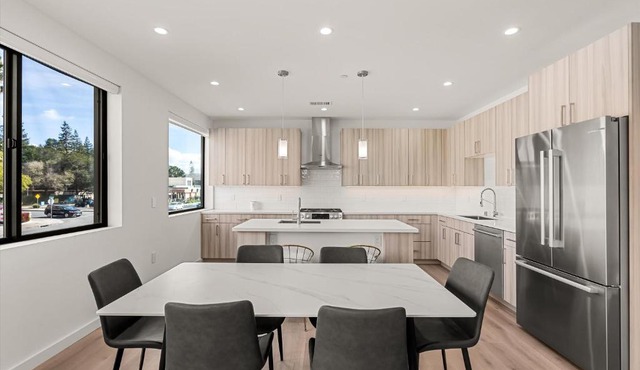 Woodside Condos unit 914