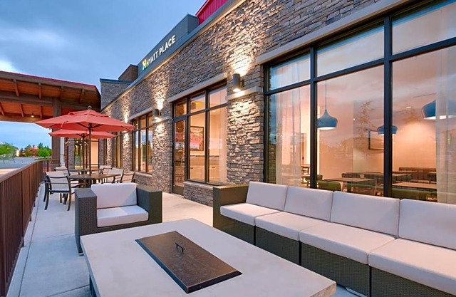 3-Star Hotel ∙ Hyatt Place Anchorage-Midtown