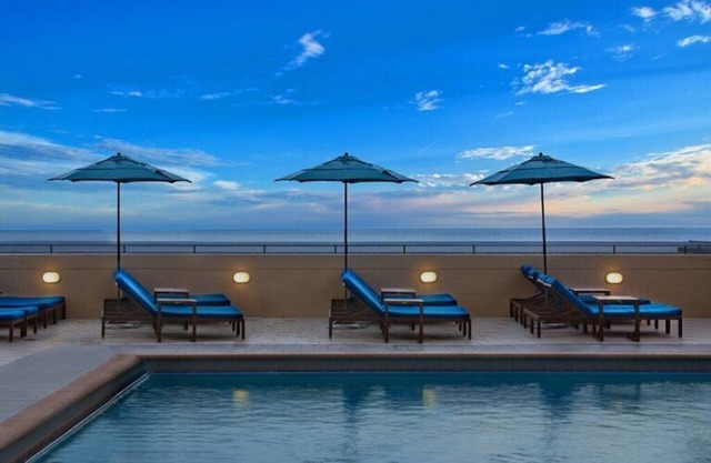 Marriott Beach Place Towers, Two Bedroom Villa at this fabulous resort!