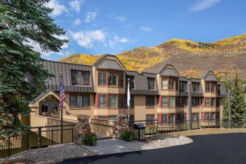 Lion Square Lodge South Vail 
