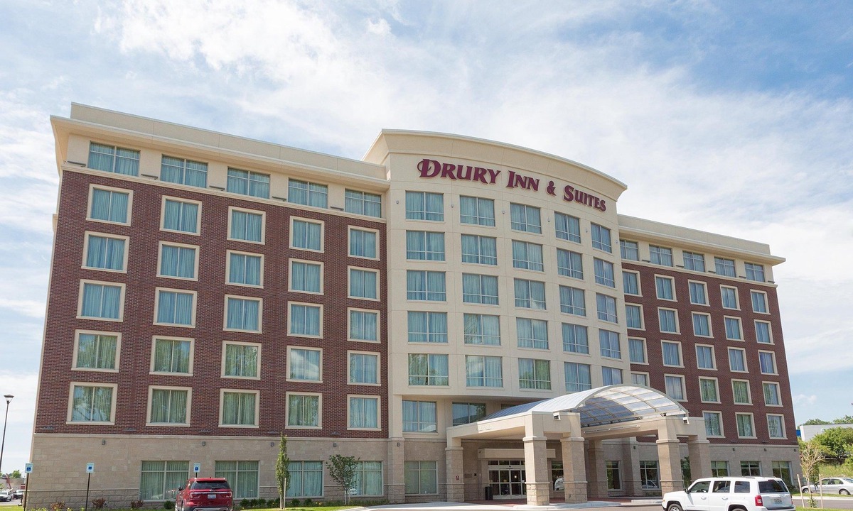 Grand Rapids Hotel | Drury Inn & Suites Grand Rapids