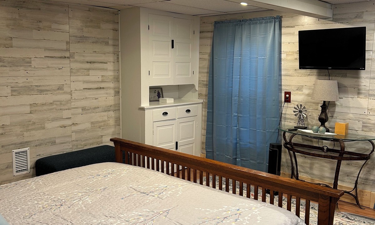 Fairborn Apartment | Gorgeous 1-bedroom apartment in quiet neighborhood.