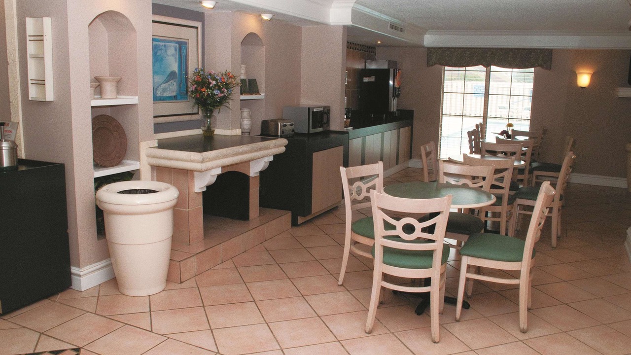Photo of Livingroom in Reynoldsburg