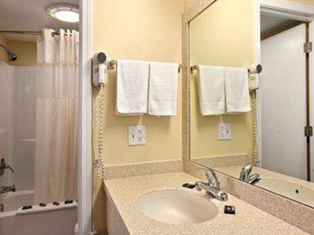 Photo of Bathroom in Grove City