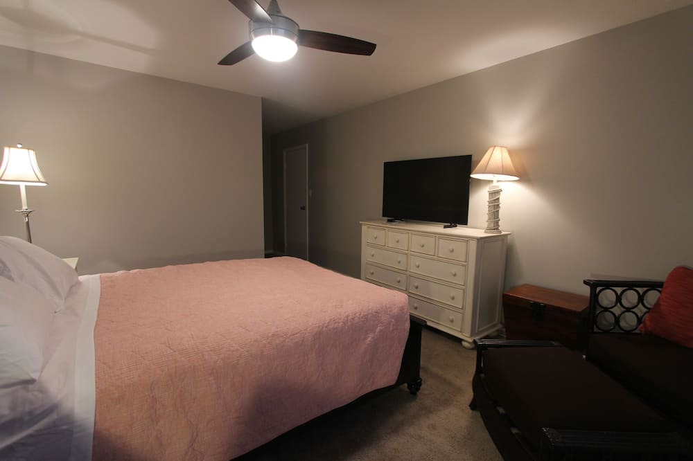 Photo of Bedroom in Knolls West