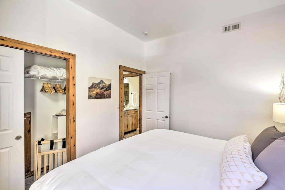 Photo of Bedroom in Mountain Air