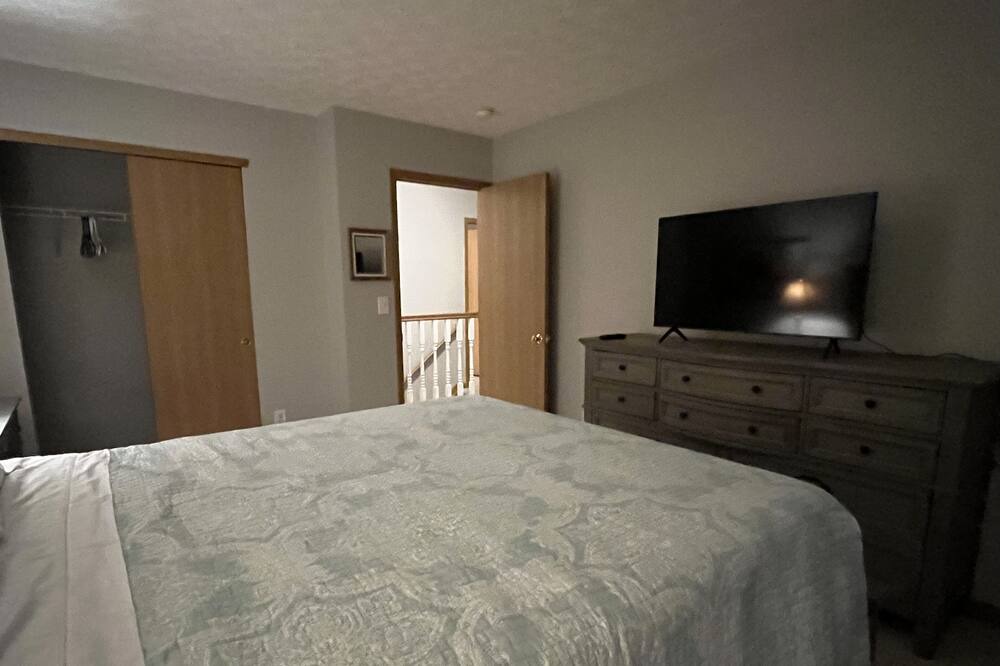 Photo of Bedroom in Polaris
