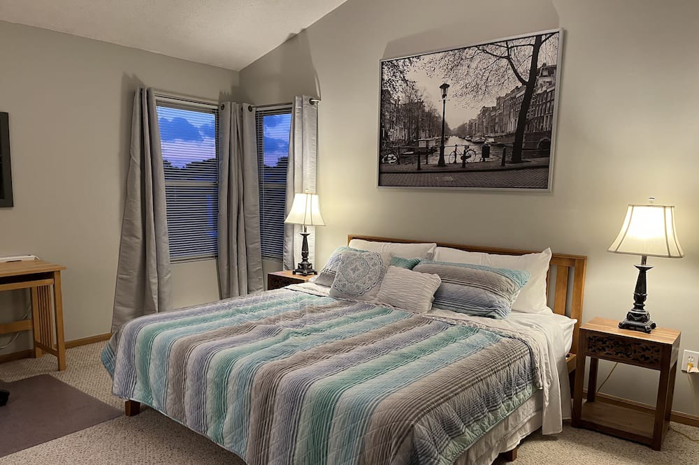 Photo of Bedroom in Polaris