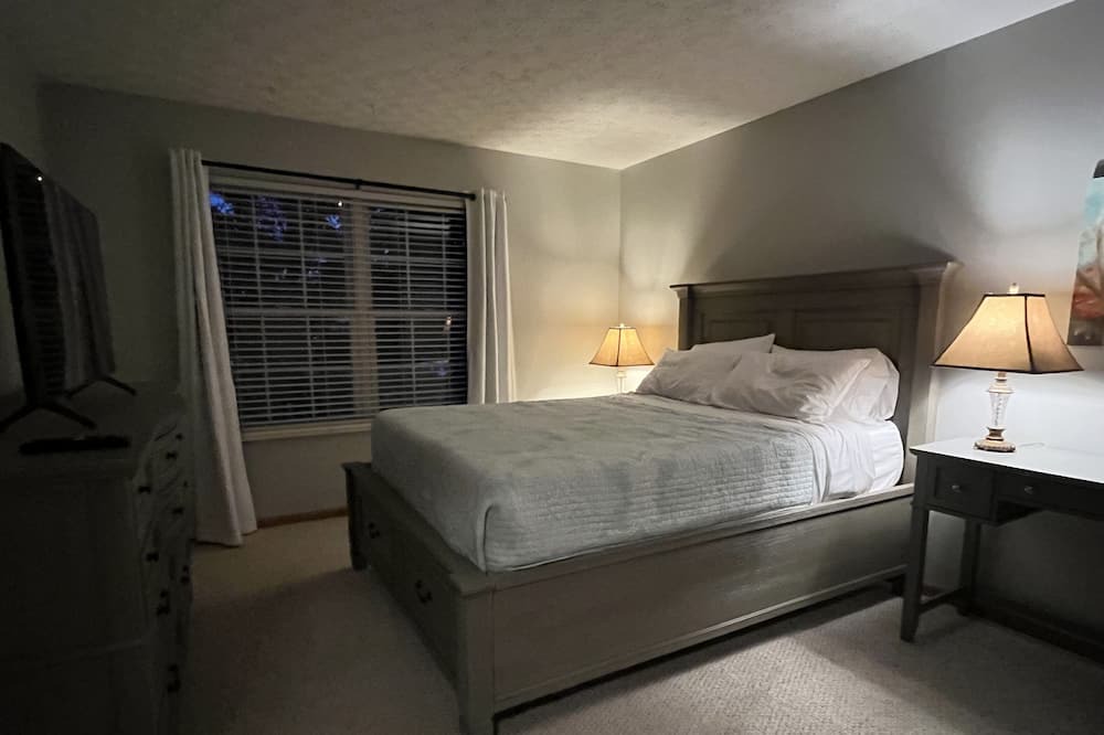 Photo of Bedroom in Polaris