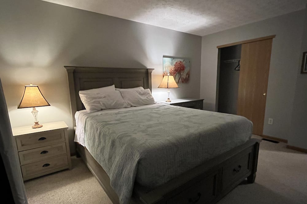 Photo of Bedroom in Polaris