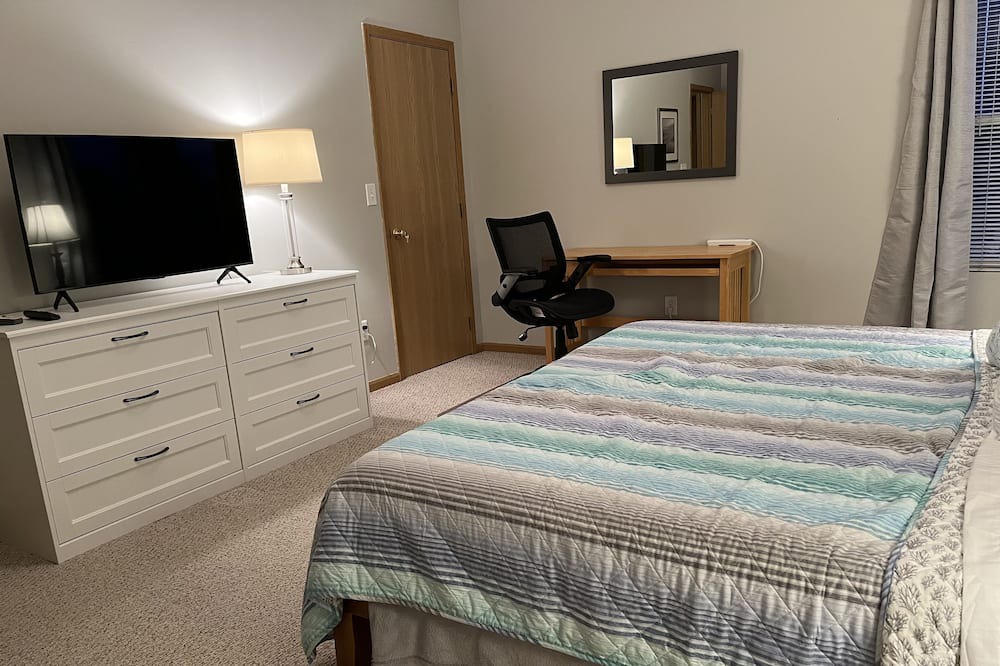 Photo of Bedroom in Polaris