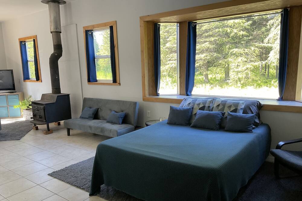 Photo of Bedroom in Happy Valley