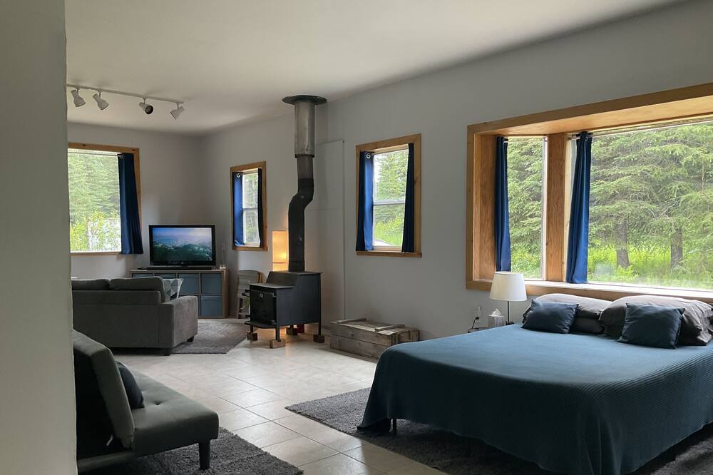 Photo of Bedroom in Happy Valley