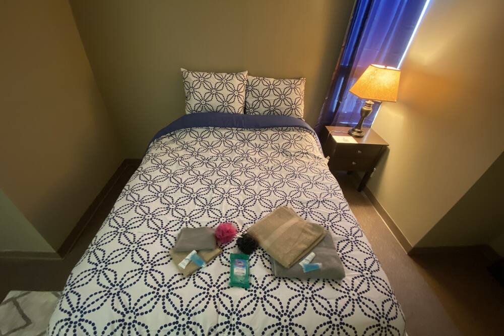 Photo of Bedroom in Fairview