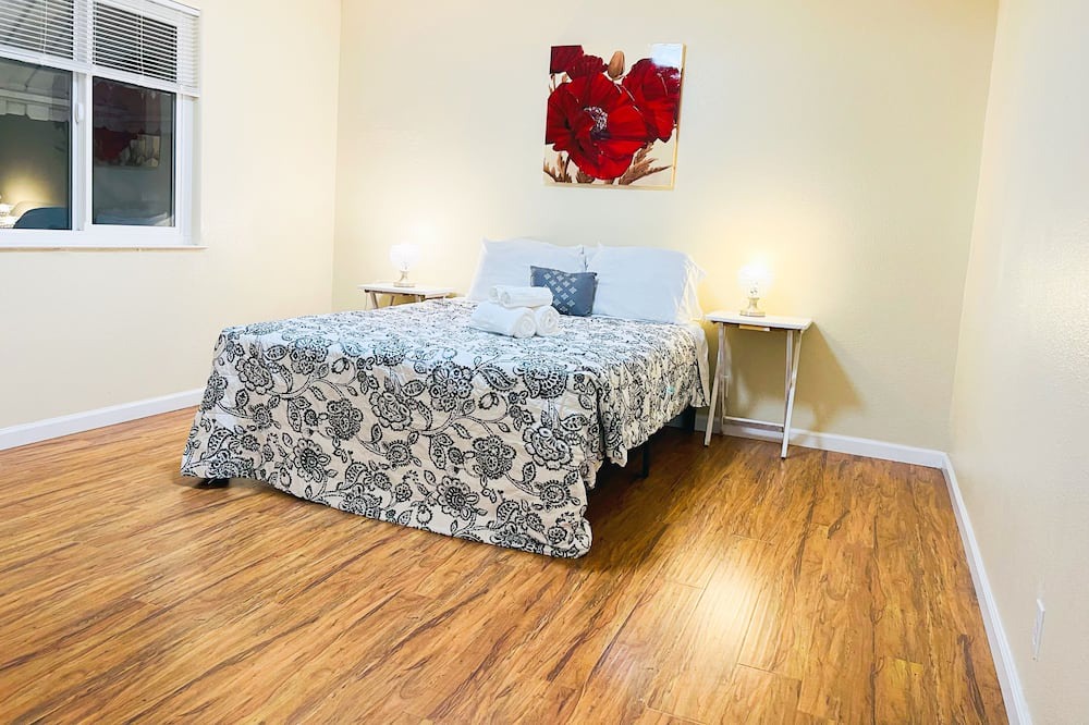 Photo of Bedroom in Union City