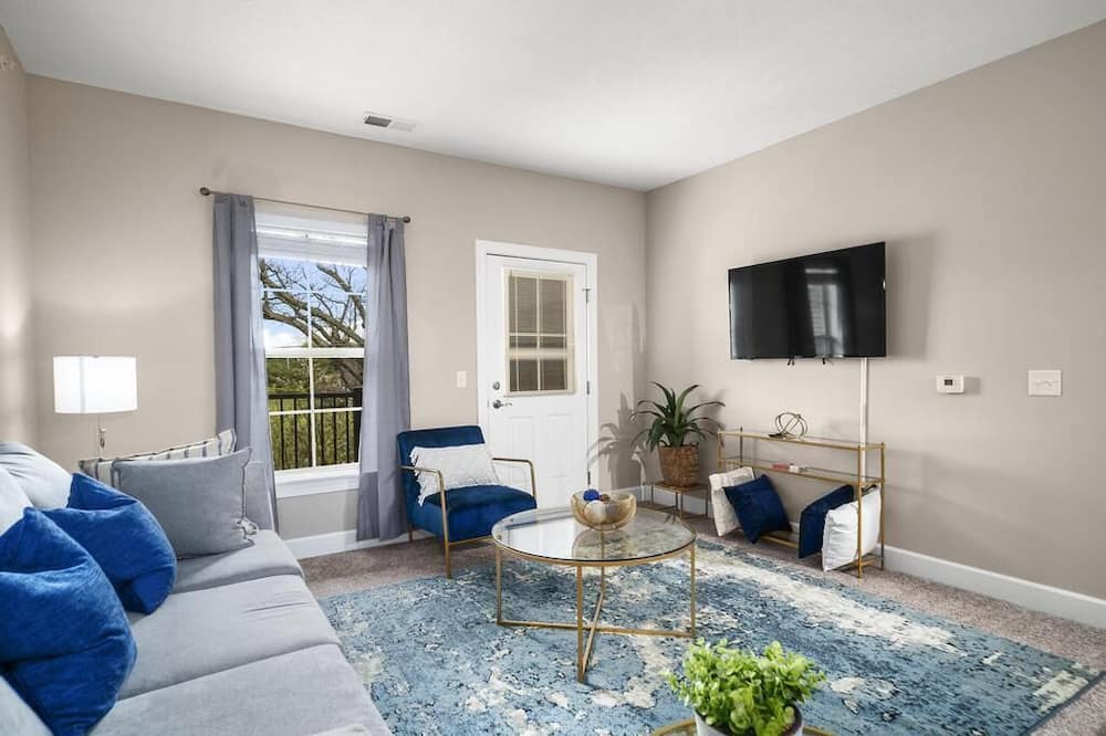 Photo of Livingroom in Polaris