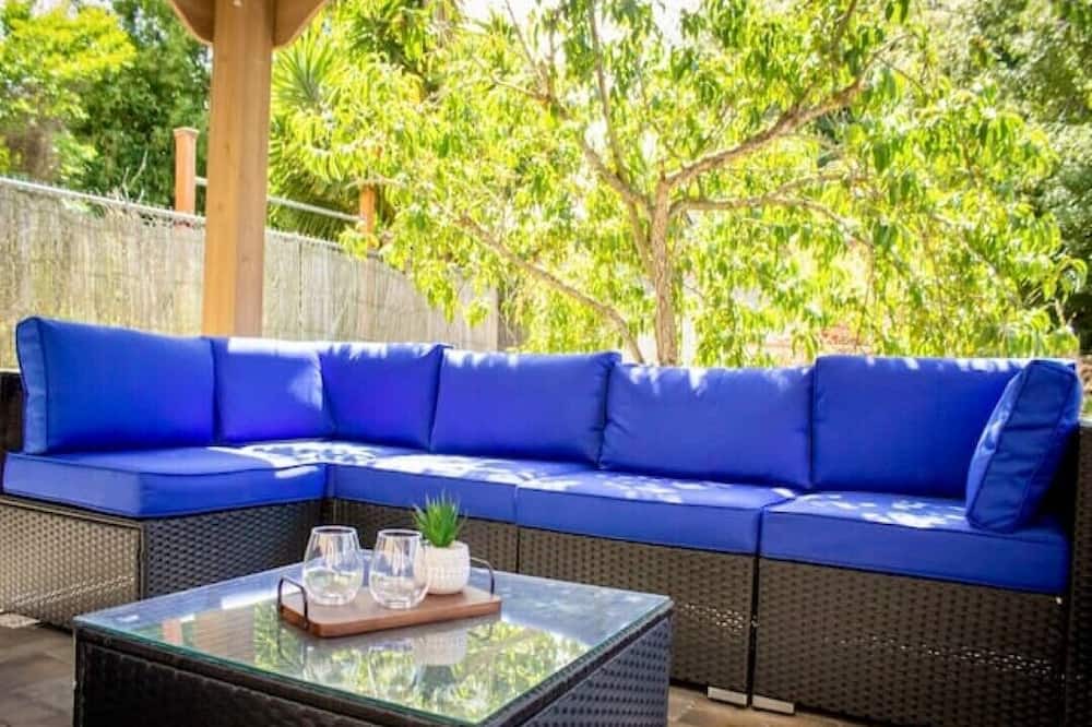Photo of Patio Balcony in Oak Center