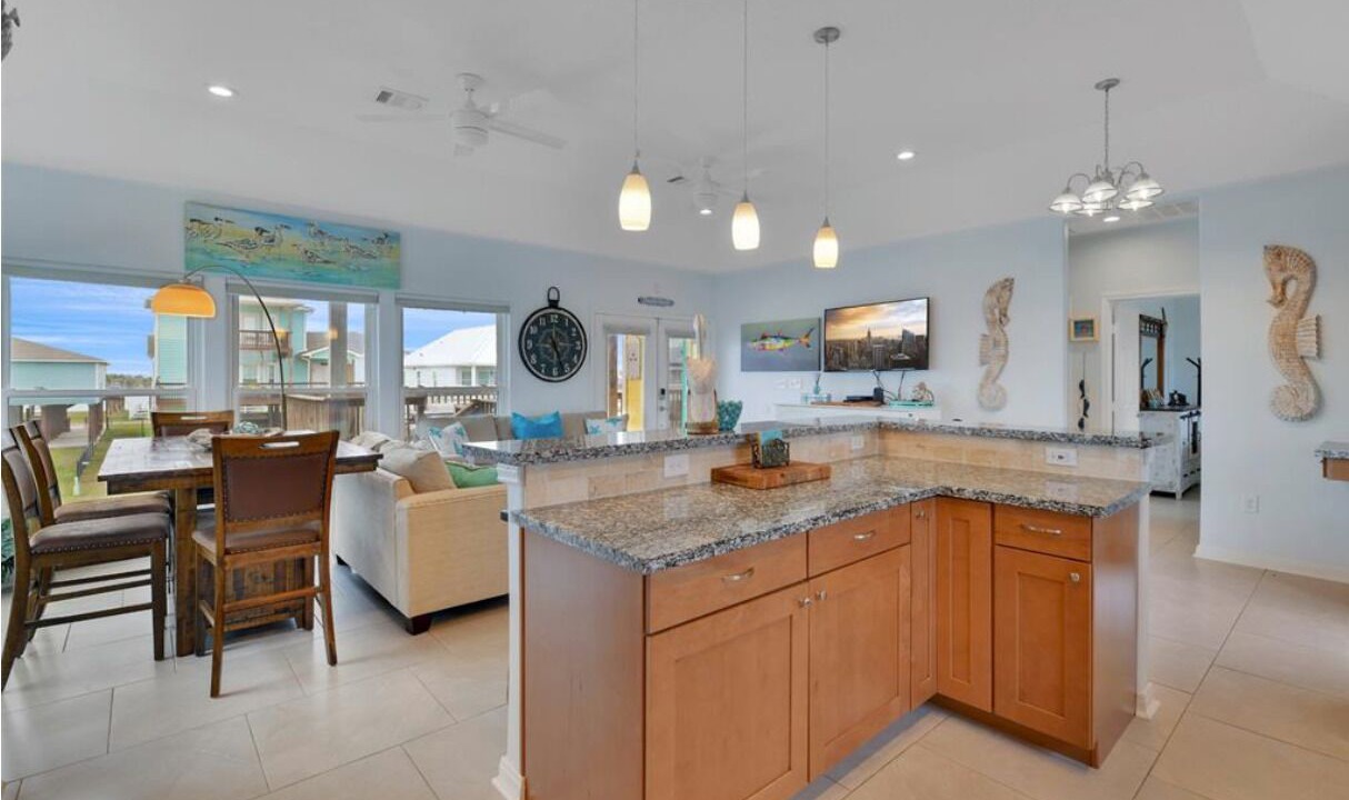 Photo of Kitchen in Terramar Beach