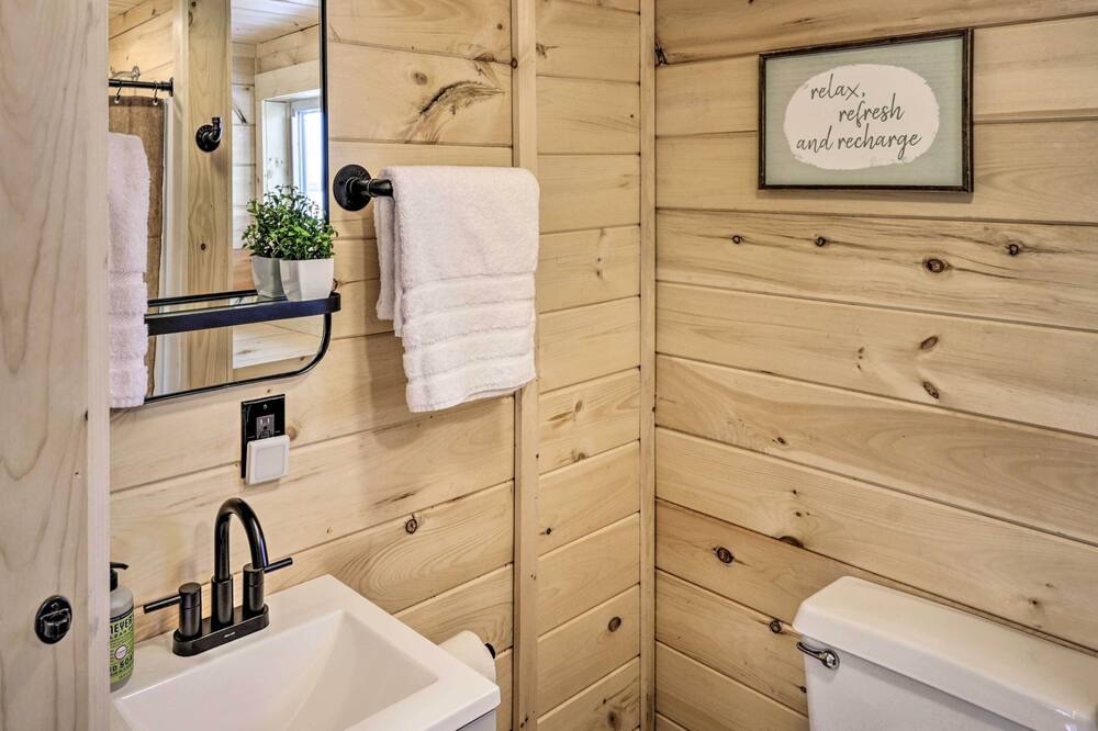 Photo of Bathroom in Northeast Somerset