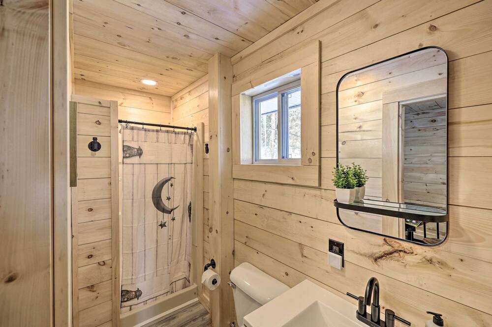 Photo of Bathroom in Northeast Somerset