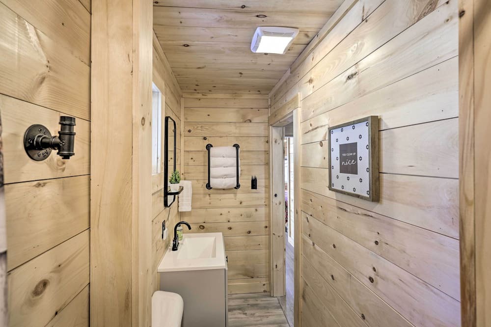 Photo of Bathroom in Northeast Somerset