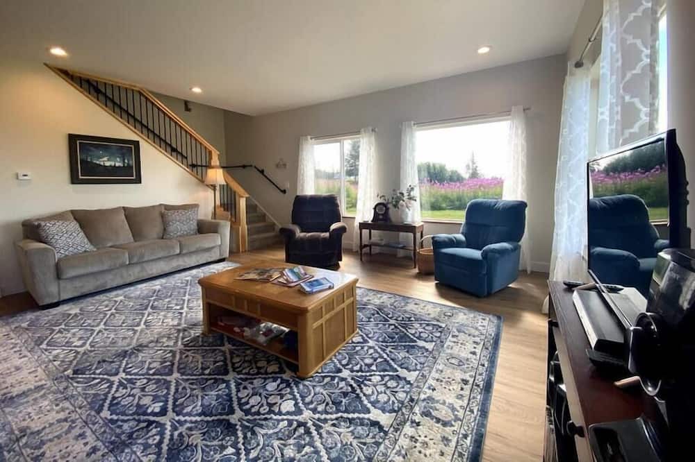 Photo of Bedroom in Diamond Ridge