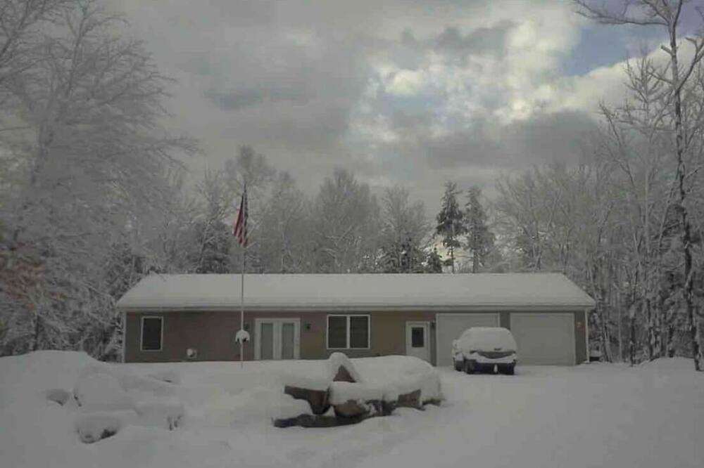 Photo of Outdoor in Mercer