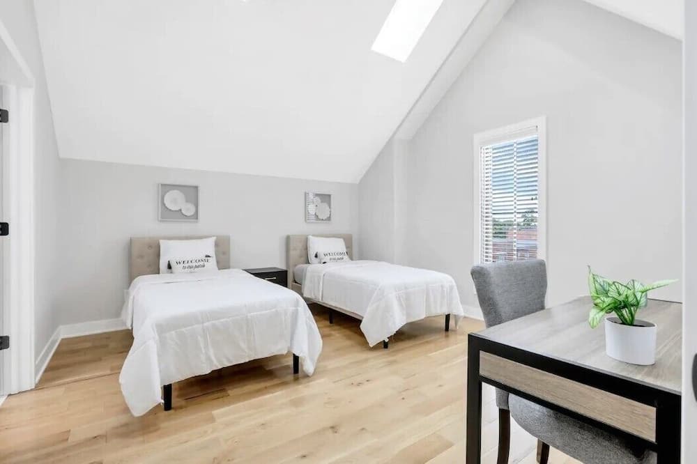 Photo of Bedroom in Franklin Park