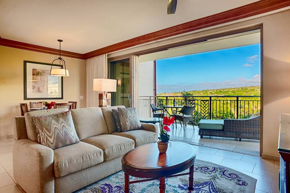 Photo of Livingroom in Lahaina