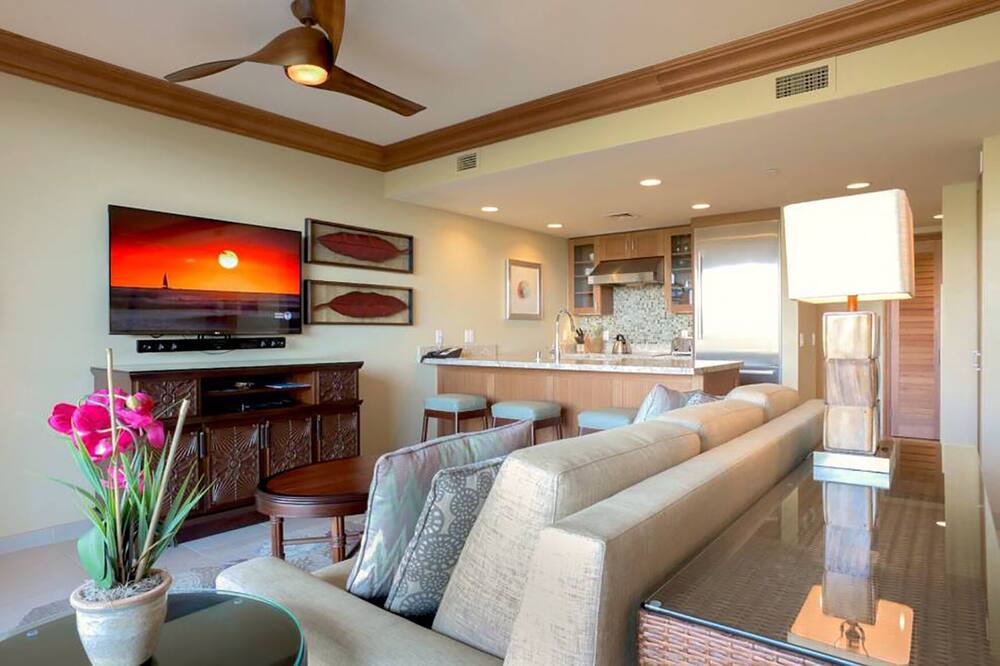 Photo of Livingroom in Lahaina