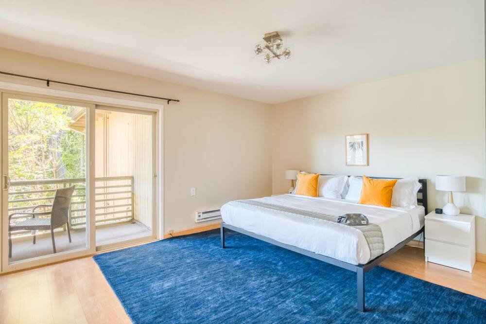 Photo of Bedroom in University South
