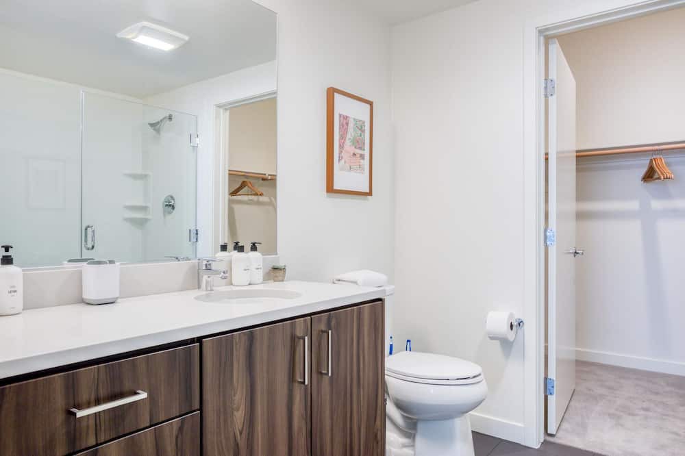 Photo of Bathroom in Pill Hill
