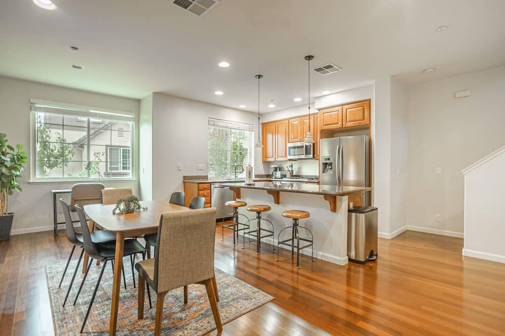 Photo of Kitchen in Union City