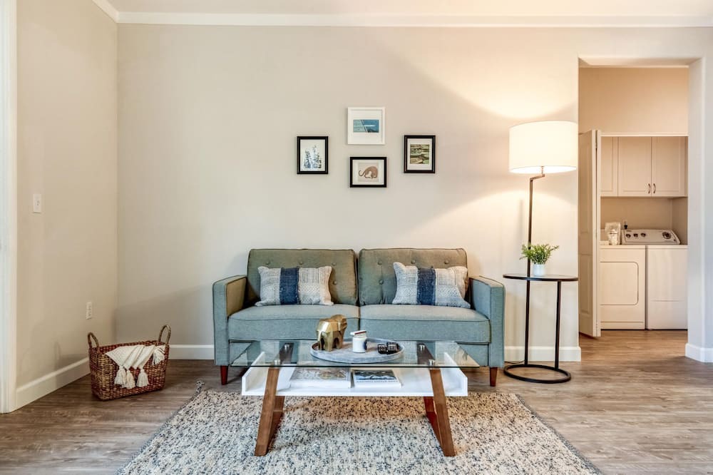 Photo of Livingroom in Foster City