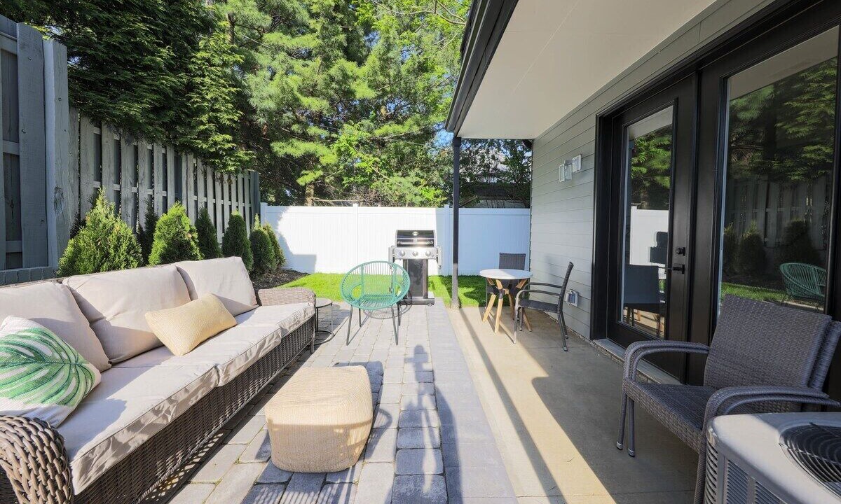 Photo of Patio Balcony in Merion Village