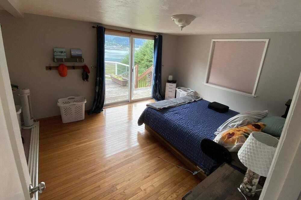 Photo of Bedroom in West Juneau