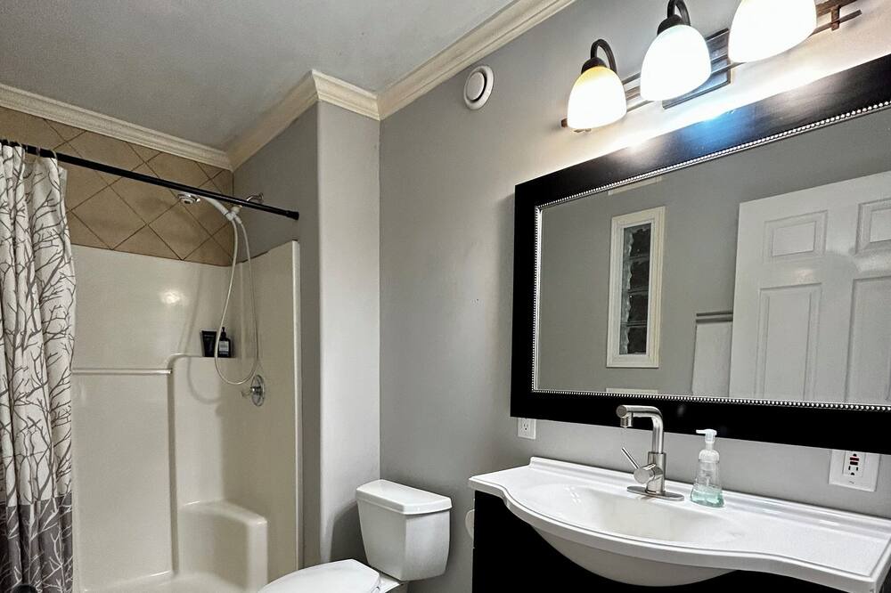 Photo of Bathroom in Delta Junction