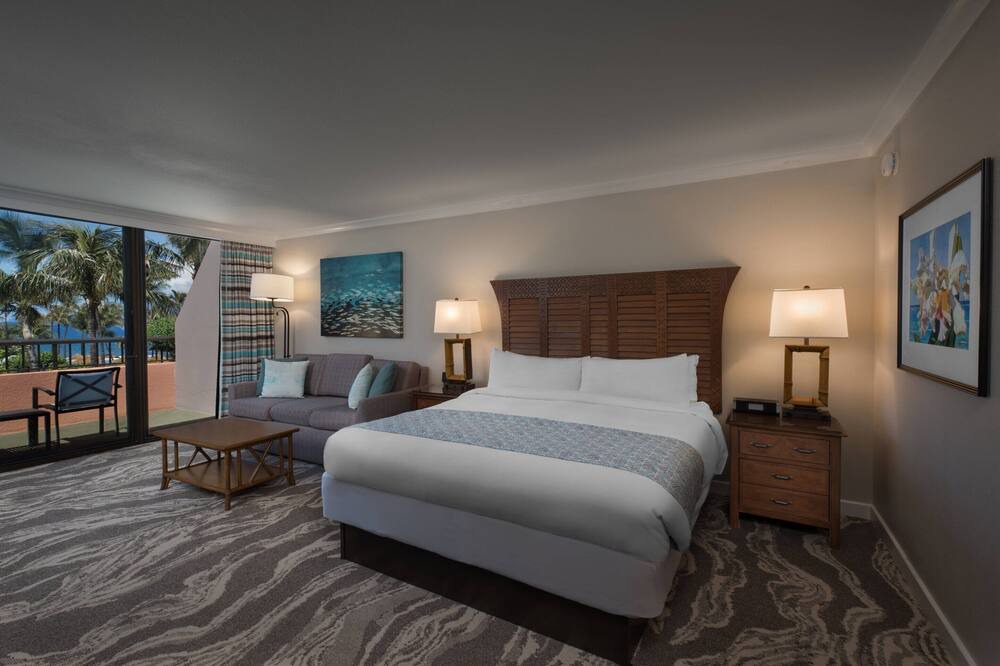 Photo of Bedroom in Lahaina