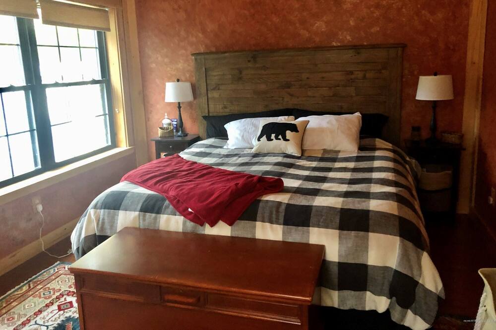 Photo of Bedroom in Wyman