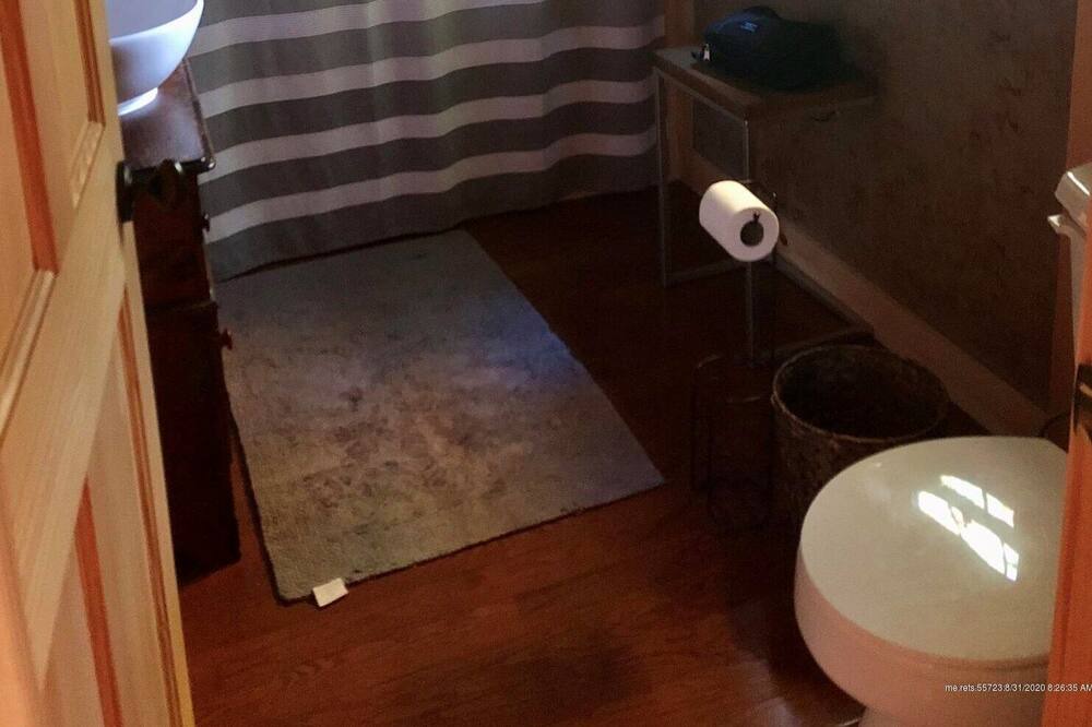 Photo of Bathroom in Wyman