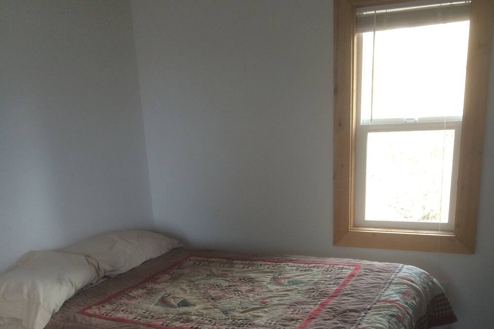 Photo of Bedroom in Ninilchik