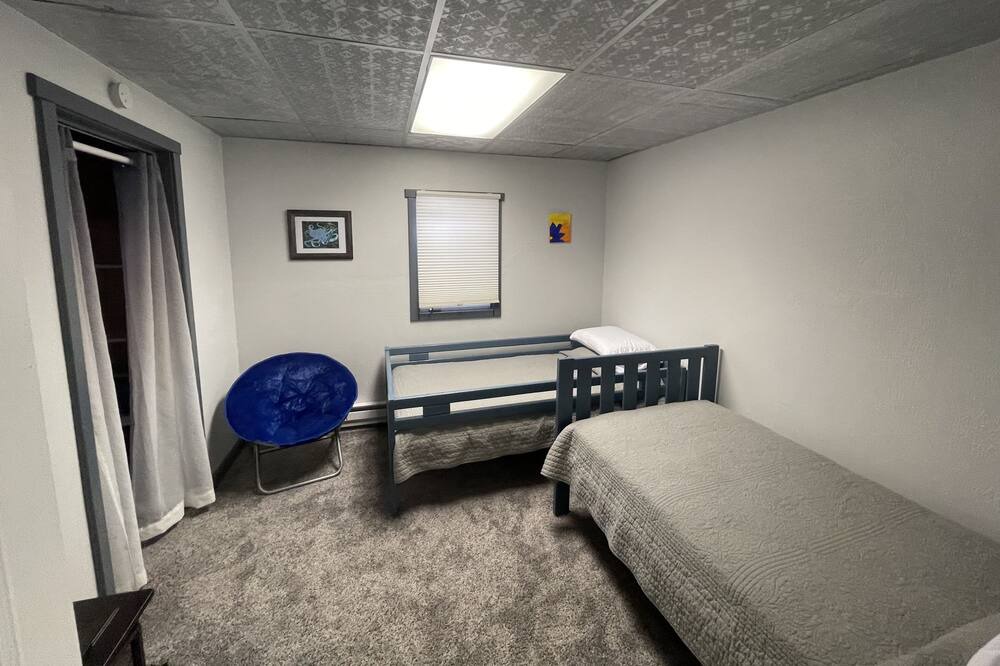 Photo of Bedroom in Diamond Ridge