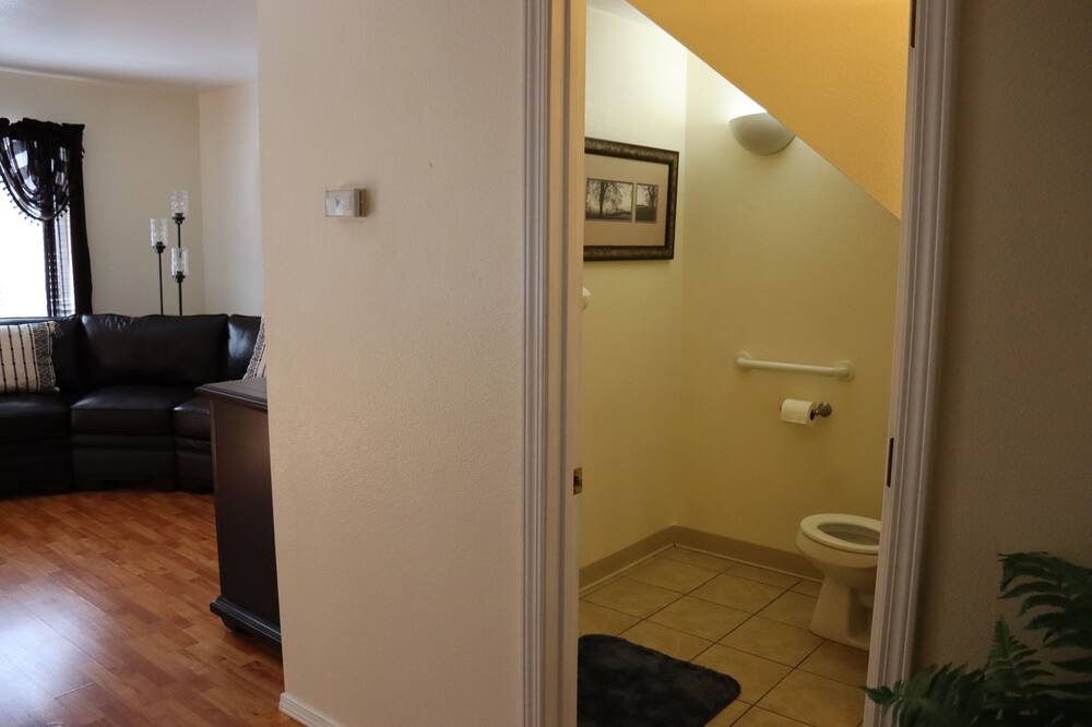 Photo of Others in Bayshore - Klatt