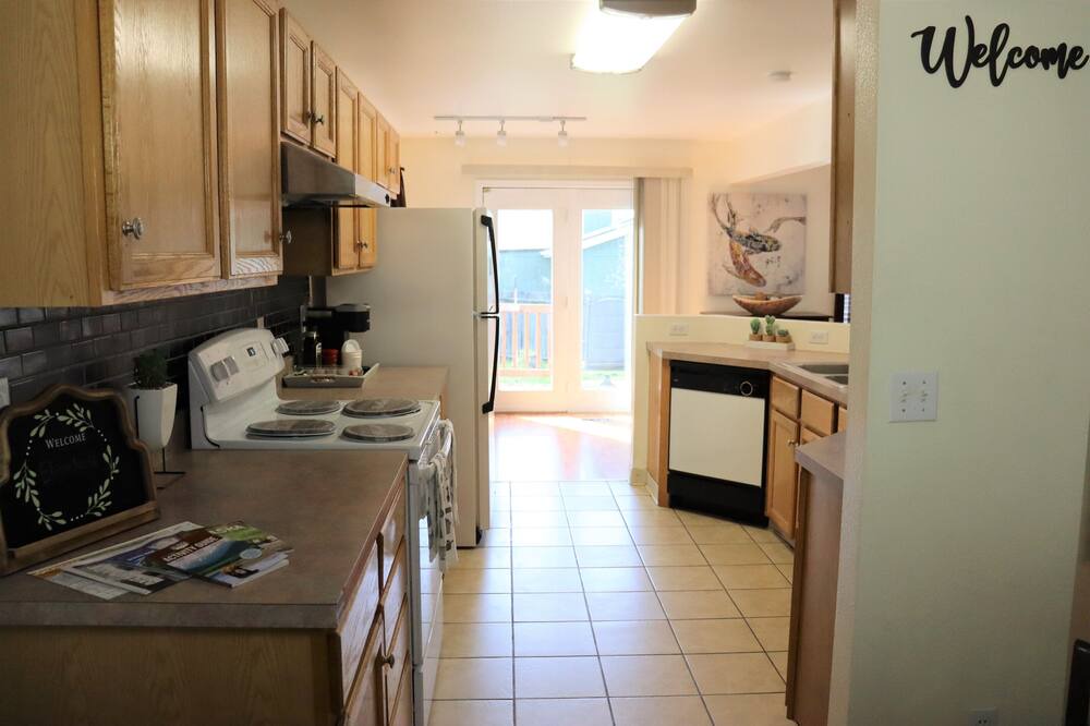 Photo of Kitchen in Bayshore - Klatt