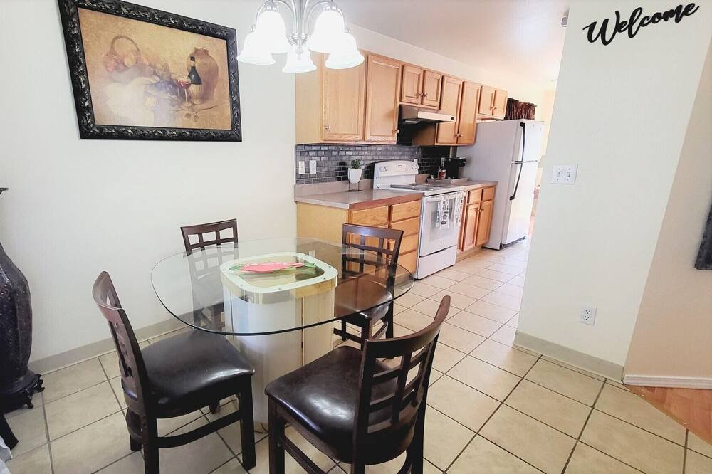 Photo of Livingroom in Bayshore - Klatt