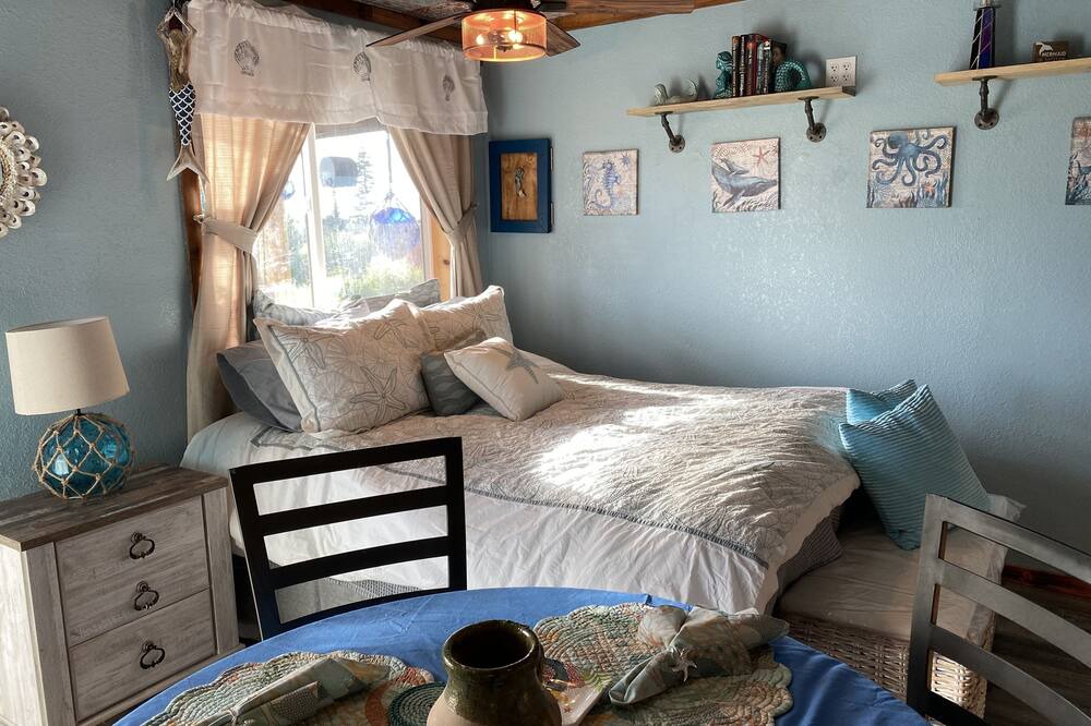 Photo of Bedroom in Diamond Ridge