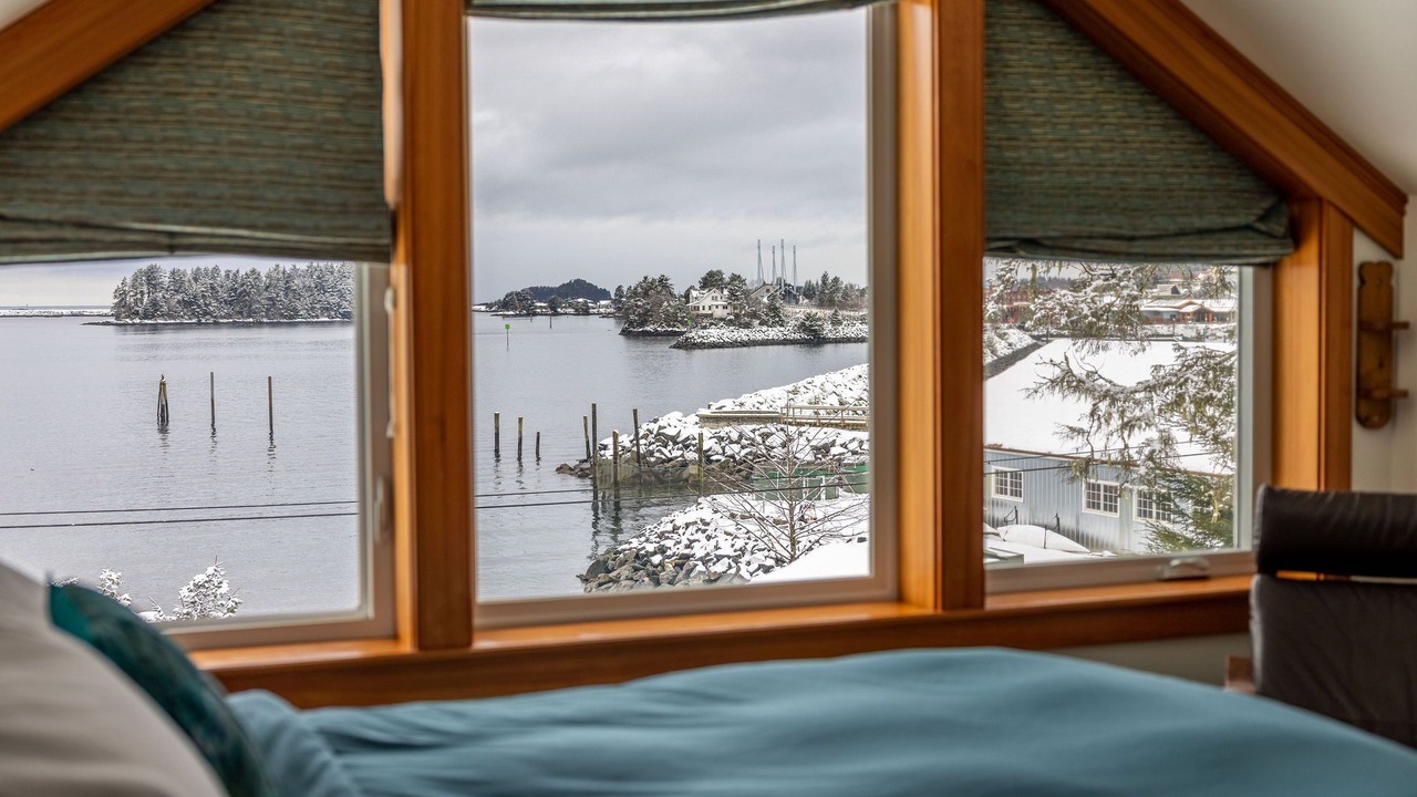 Photo of Bedroom in Sitka